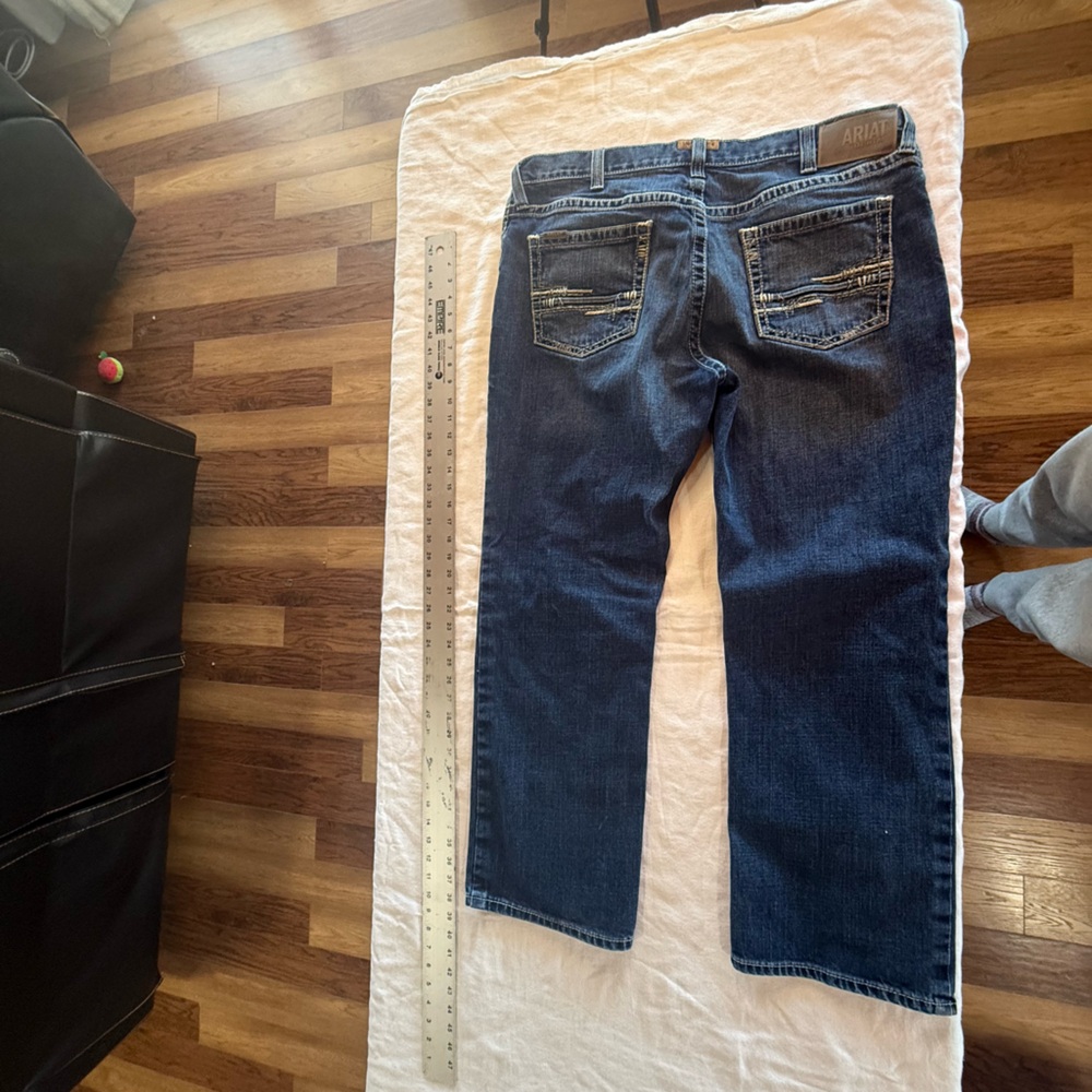 Men’s Ariat M4 Relaxed Boot Cut Jeans 36x30 like new - Picture 7 of 8